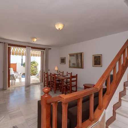 Apartment In The Golden Mile Tenerife