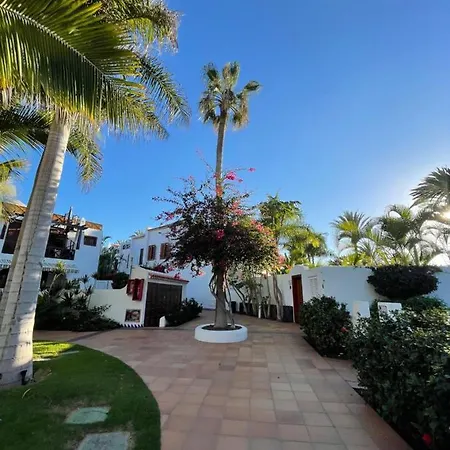 Appartement In The Golden Mile Tenerife